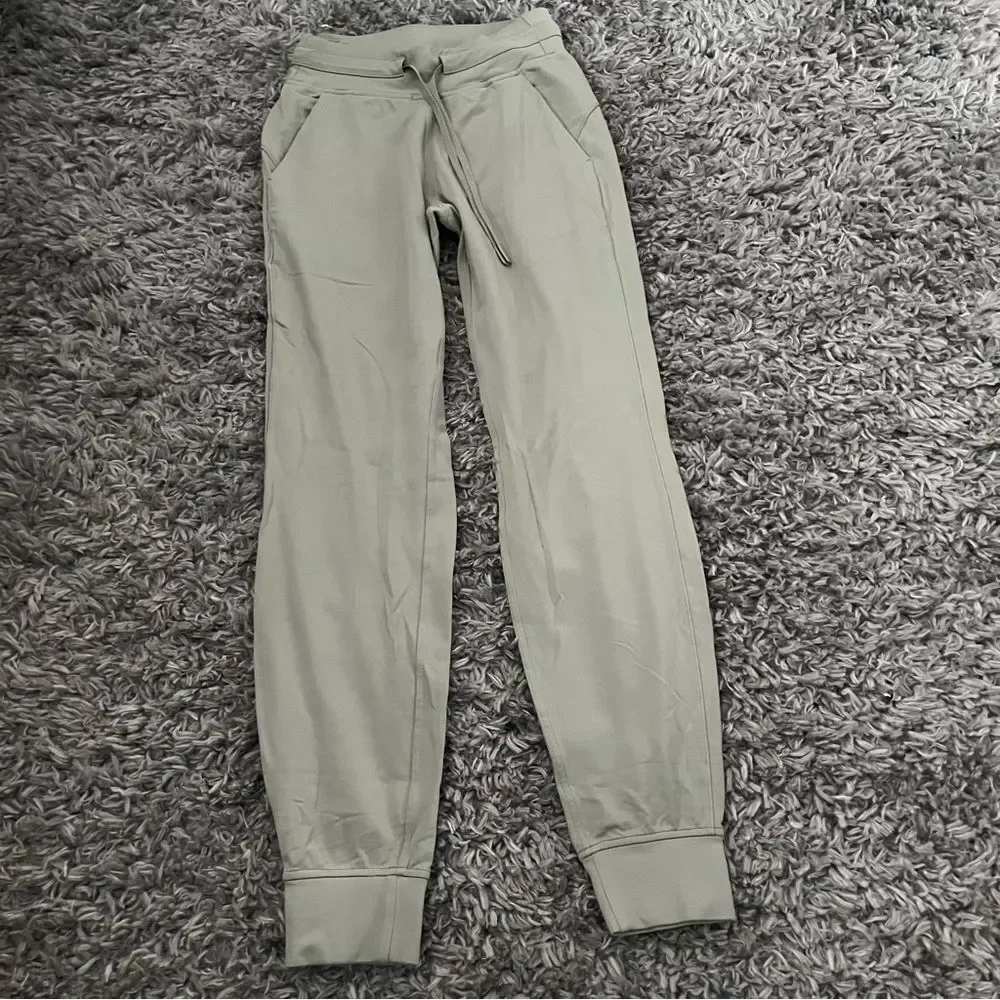 Lululemon Ready to Rulu Jogger 29